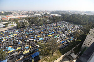 Cerca de 6.500 famílias ocupam terreno de 70 mil m² em São Bernardo do Campo (SP). Foto: Rivaldo Gomes/Folhapress